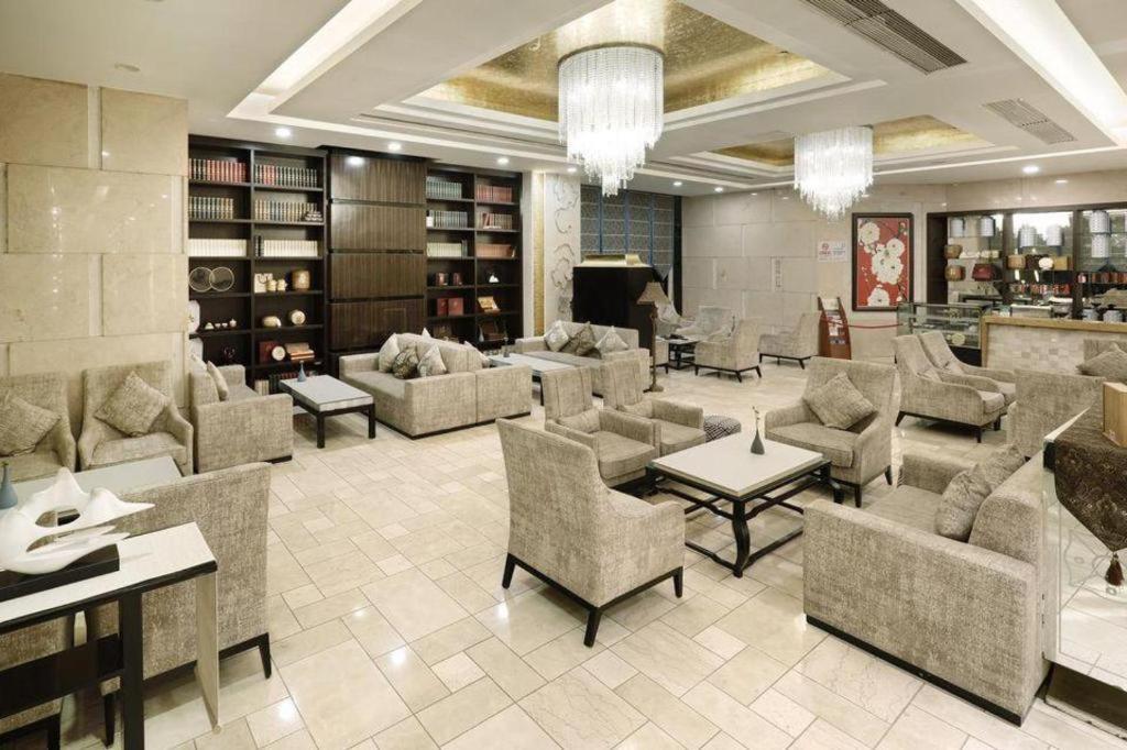 West International Trade Grand Hotel Beijing Eksteriør billede